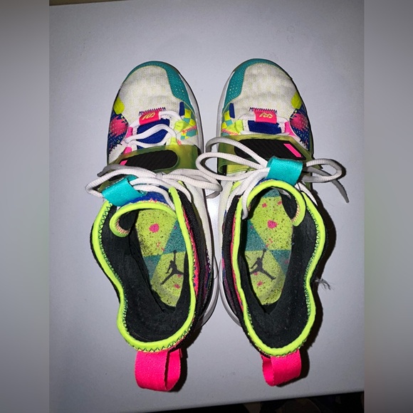 Jordan Why Not Zer0.3 Sneaker Shoes - Picture 2 of 8